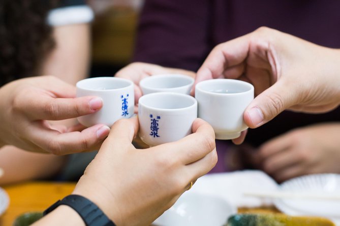 Shinjuku Izakaya Food Tour - Stop 2: Kabukichō walk and a locals’ izakaya (1 hour)