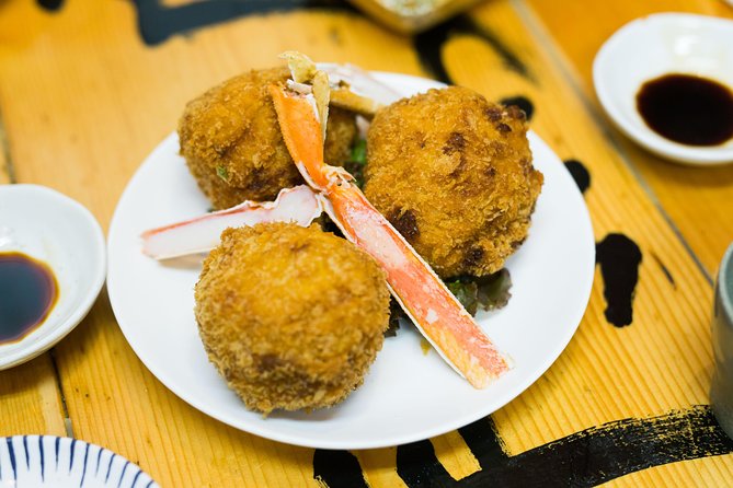 Shinjuku Izakaya Food Tour - Stop 3: Golden Gai finale (30 minutes)