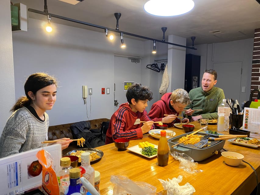 Shinjuku Tokyo: Authentic Japanese Home-Style Culinary Class - Who should book this Shinjuku cooking class
