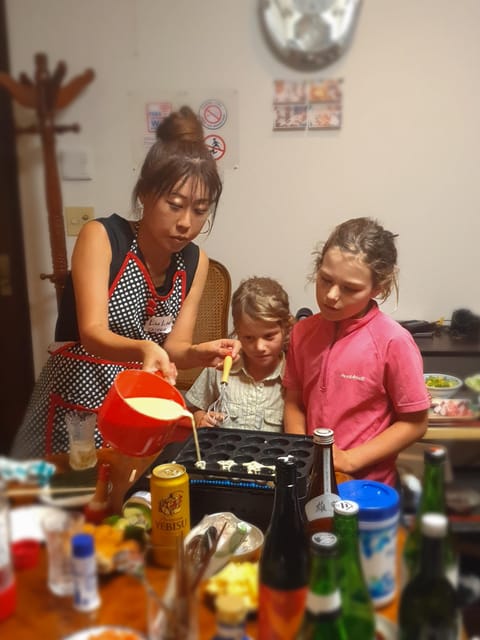 Shinjuku Tokyo: Authentic Japanese Home-Style Culinary Class - Location near Shinjuku: finding the kitchen studio without wasting time