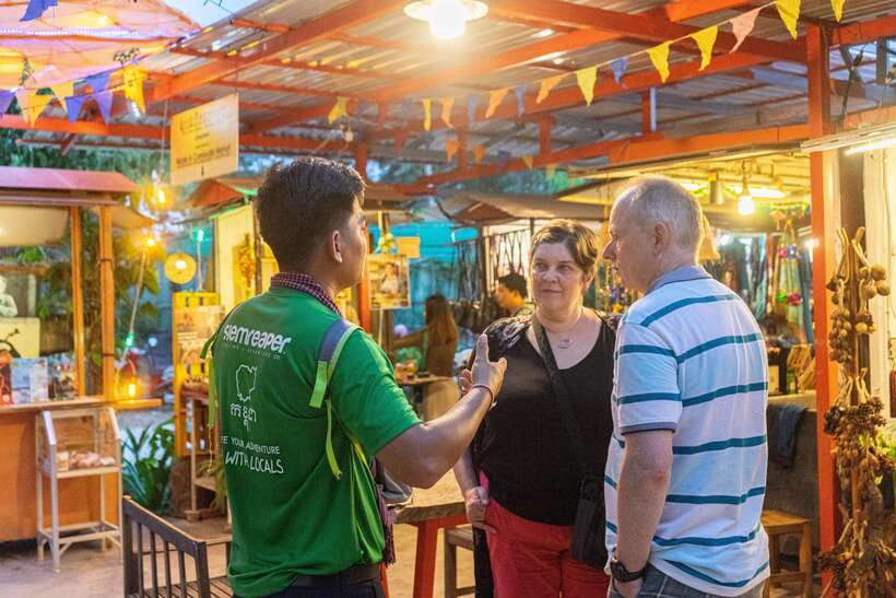Siem Reap: Evening Food Tour with 10 Local Tastings - How the guide keeps you safe (and how you can help them)