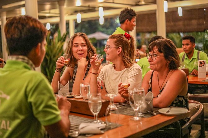 Siem Reap Evening Foodie Vespa Tour / Tuk Tuk Available - Key things that make this tour work