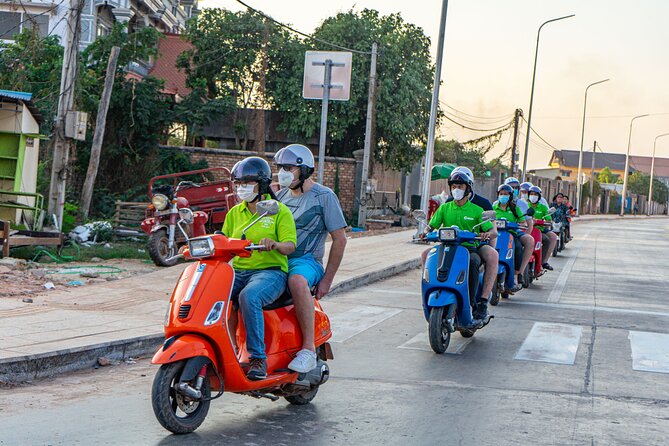 Siem Reap Evening Foodie Vespa Tour / Tuk Tuk Available - Stop 2 at Made in Cambodia Market: what you’ll see and why it’s included