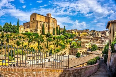Siena’s Ultimate Food Tour: Full Tuscan Meal by Do Eat Better - Wine that actually makes sense with your food