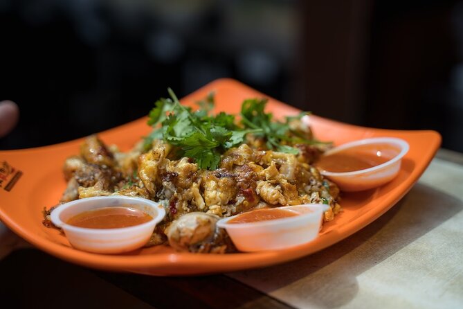 Singapore: Chinatown Hawker Market Food Tour with 7 Food Tastings - Chinatown by foot in about 3 hours: the real pace