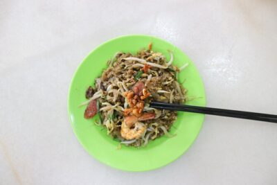 Singapore Foodie Experience Guided Tour with 5 dishes Tasting - Pagoda Street Start: Bee Cheng Hiang and the Bakkwa Lead-In