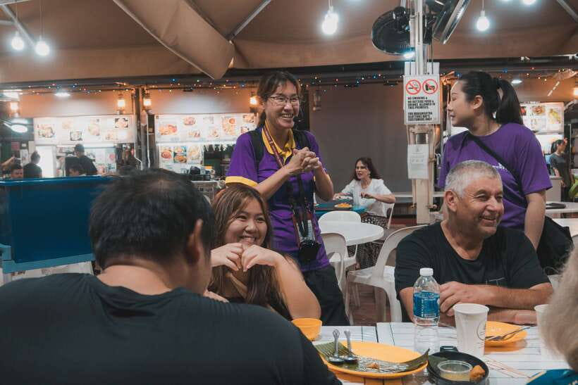 Singapore: Guided Street Food Tour at Night - Key things to know before you go