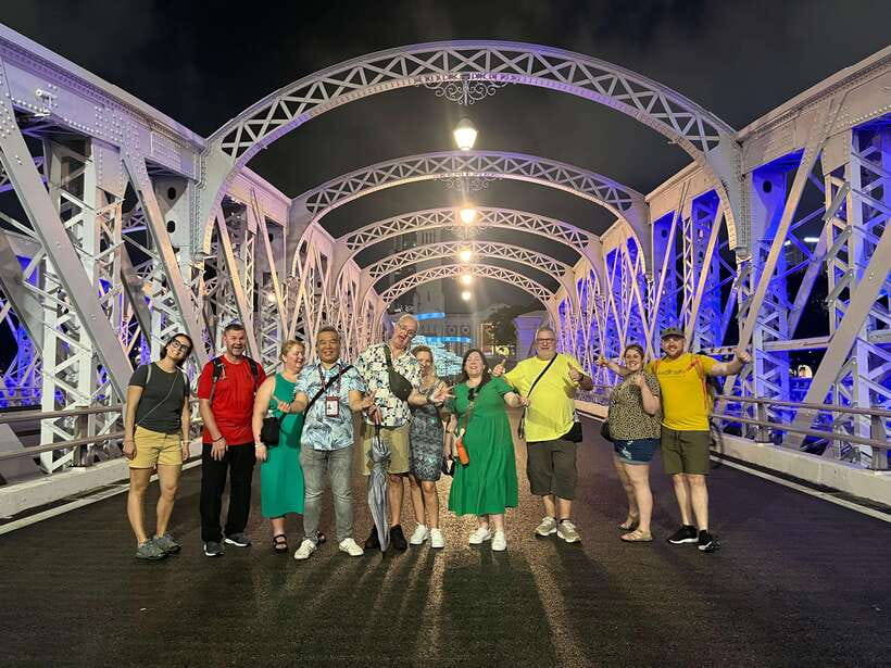 Singapore: Guided Street Food Tour at Night - The Riverfront Route: Clarke Quay, Halal Stop, and the Lau Pa Sat Finish