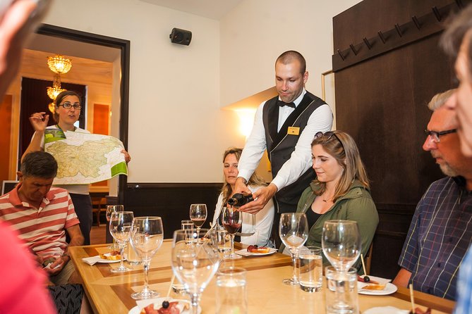 Slovenian culinary experience in Ljubljana - small group - tour - Slovenia’s oil tasting: a flavor lesson that sticks