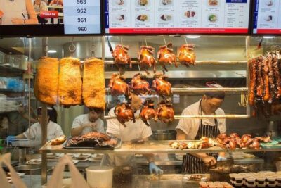 Small Group: Michelin and Local Hawker Food Tour with 9 tastings - Chinatown Street Market and the Hawker Chan moment