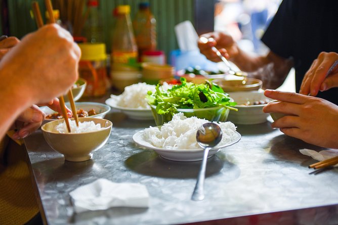 Small-Group Street Food Cyclo Tour of Hanoi Old Quarter - Walking the Old Quarter Without Getting Lost in the Funhouse