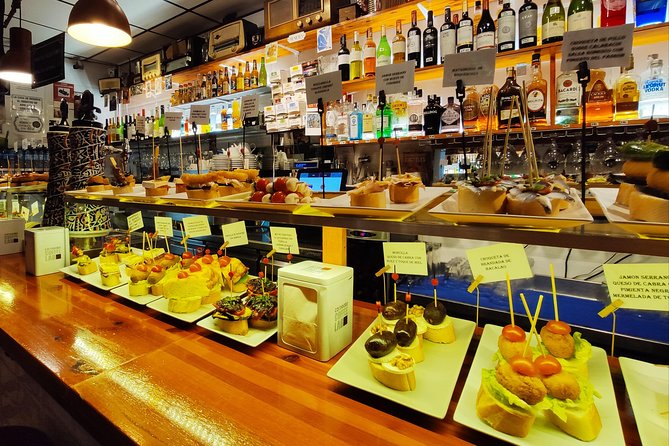 Spanish Wine and Tapas Tour in a Local Neighborhood in Barcelona - Guides you might meet: Andres and Moises