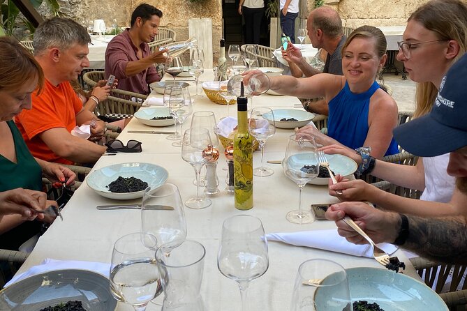 Split Food Tour: Discover Split One Bite At A Time - Guides in the Lead Role: What You Can Expect from Their Style
