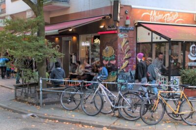 St. Pauli: Guided Food Tour with 5 Tastings - How the 3-hour, 5-tasting format works on foot