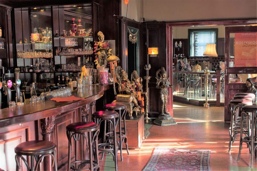 St. Pauli: Guided Food Tour with 5 Tastings - Stop-by-stop: what each of the five tastings is really doing