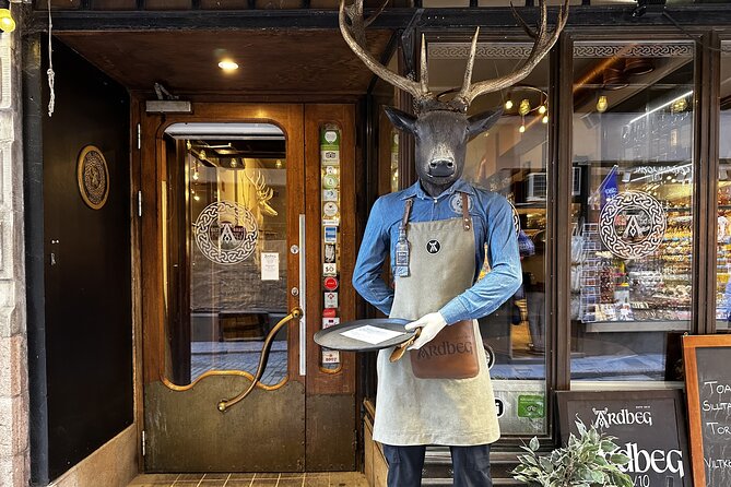 Stockholm Small Group Food Tour with 7 Classic Food Tastings - Kornhamnstorg: Starting by the Water and Getting Your Bearings