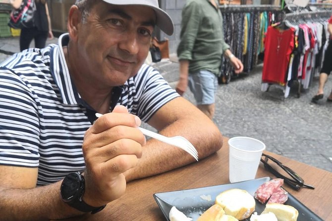Street food in Naples with 6 Stops and Limoncello - Stop 3: Frittatina di pasta—fried comfort with creamy filling