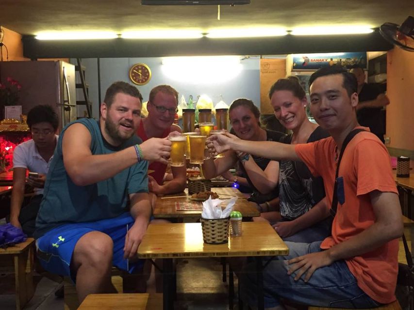 Street Food Tour Hanoi and Train Street Experience - Walk + photo stops: the Old Quarter changes block by block