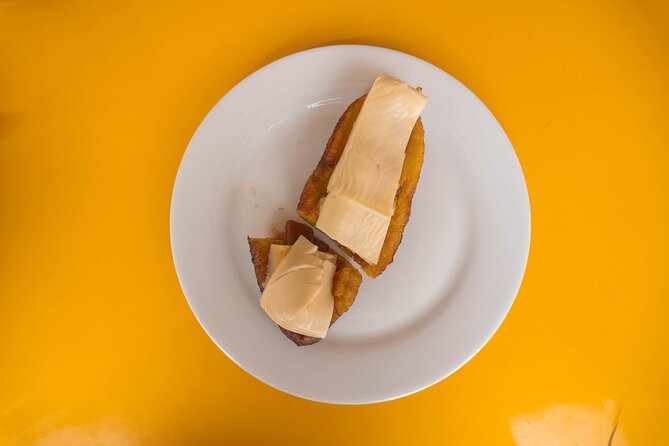 Street Food Tour in Medellín with Tastings - Walking Pace and Comfort: Small Group, Good Shoes, and Good Weather