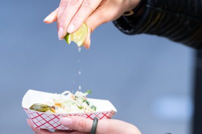 Street Food Tour of South Lake Union- Area of Amazon Spheres - Stop-by-Stop: How the Tastings Build a Seattle Food Map