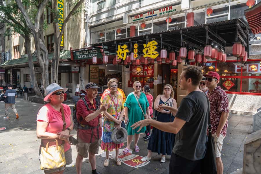 Sydney: Chinatown Street Food & Culture Guided Walking Tour - Chinatown Landmarks You’ll Actually Remember: Friendship Garden and Red Gates