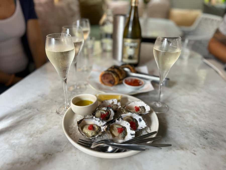 Sydney: Food Tour in Surry Hills with 8 Local Food Tastings - Surry Hills and Oxford Street: a food walk with immigrant roots