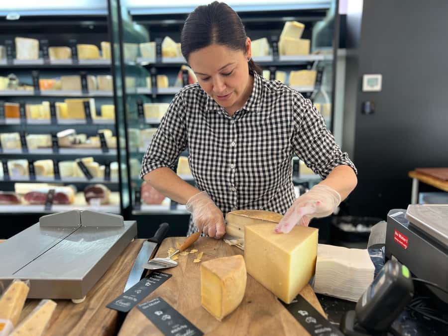 Sydney: Food Tour in Trendy Surry Hills with 8 Tastings - Quick hits before you book