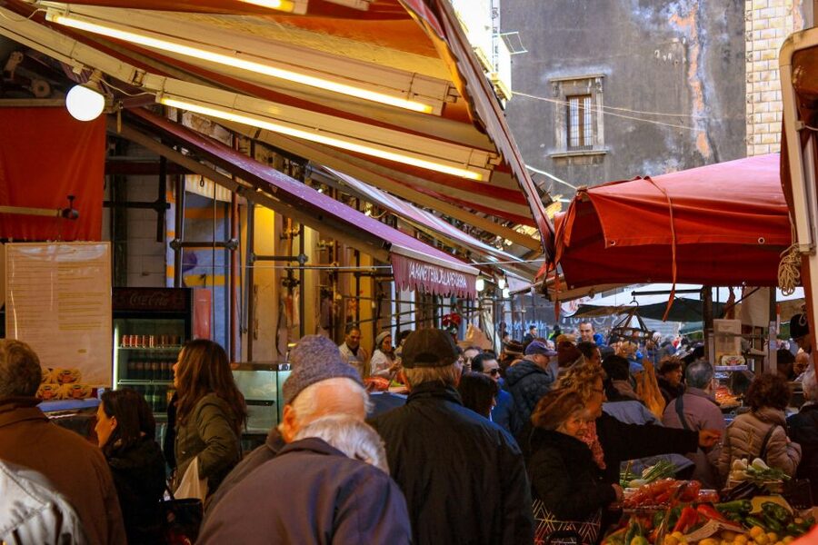 Syracuse: Street Food Walking Tour in Ortigia with Tastings - First Round: Street Food Bites That Set the Tone