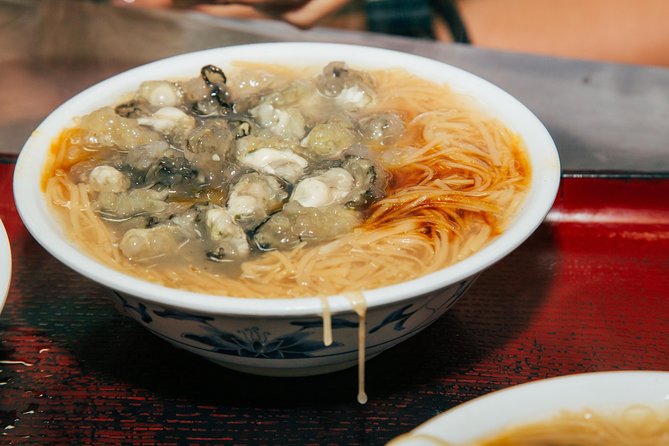 Taipei Food Tour: Night Market & Convenience Store(Food Included) - Huaxi Street Night Market: Michelin-rated street food in old Wanhua