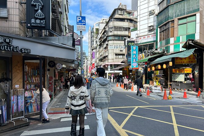 Taipei Hidden Eats, Market & Street Food Tour with 8+ Tastings - Key highlights before you go