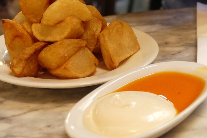 Tapas and Wine Walking Tour in Barcelona - What to wear and how to pace yourself
