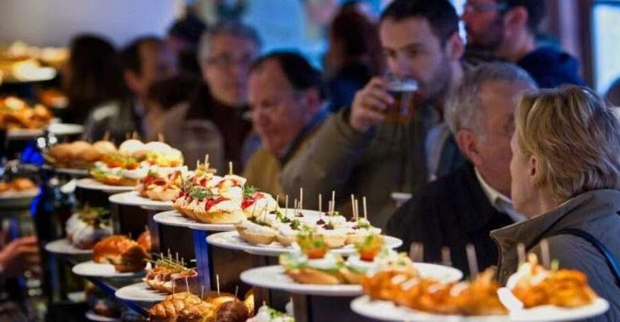 Tapas Crawl in Madrid Historical Quarter for Lunch or Dinner - Four Bar Stops, Four Chances to Learn Tapas the Right Way