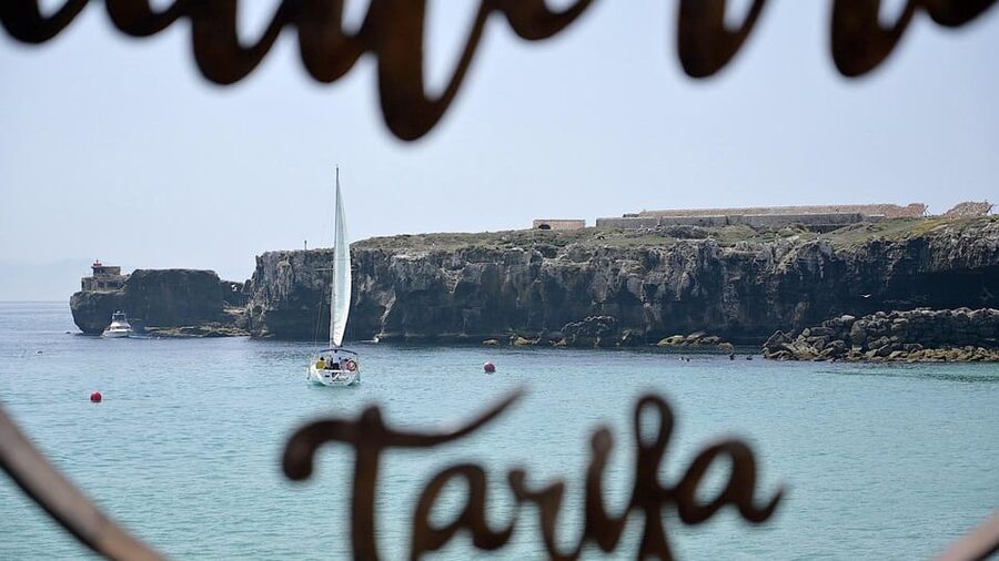 Tarifa: Sailboat Tour, Snorkelling, Tapas & Drinks - Docking in Tarifa: where the 3 hours actually start