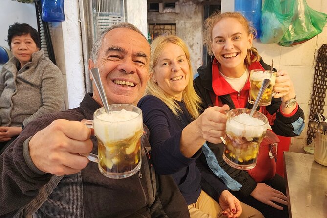 TASTE OF HANOI - walking street food adventure - Starting at Thai Cam Pagoda: easy meet-up, quick street orientation