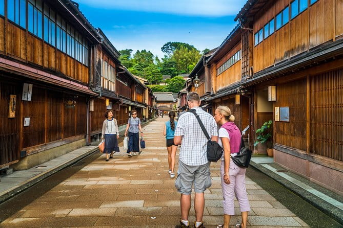 Taste of Kanazawa (Food tasting in Omicho Market & Higashi Chaya) - Price and Value: Is $44.25 Worth It?