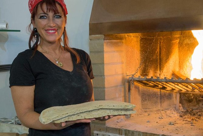 Taste Perugia Food Tour Led by Local - Osteria a Priori: Fagiolina del Trasimeno with tangy olive oil and Grechetto