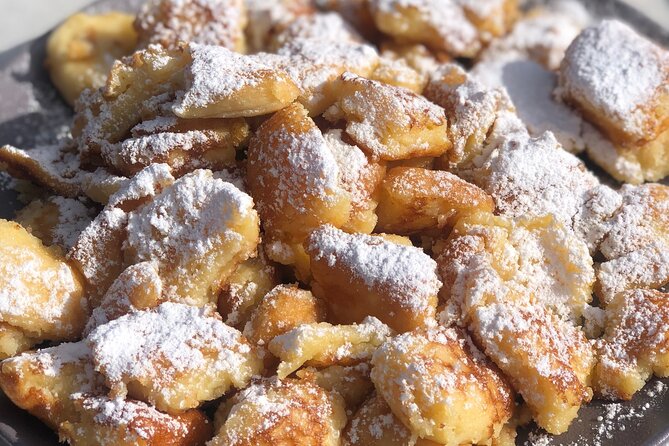 Taste Vienna: A Full Meal Walking Food Tour by Do Eat Better - Stop 1: Kurrentgasse Bretzel and the warm start