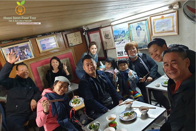 Tasting 8 Different Street Foods + Local Drink at Evening Time by Walking - Price and Value: $28 for a Full Tasting Dinner