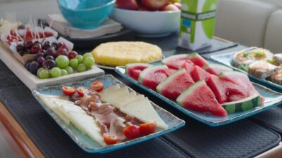 Tenerife: Shared Yacht Cruise with Champagne and Tapas - The Boat: Why a Beneteau Antares 42 Changes the Mood