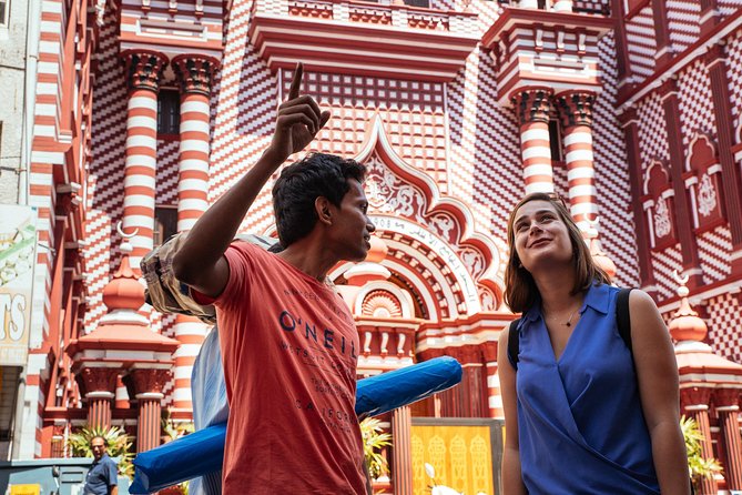 The 10 Tastings of Colombo With Locals: Private Street Food Tour - Why Colombo Street Food Starts at Fort Railway Station