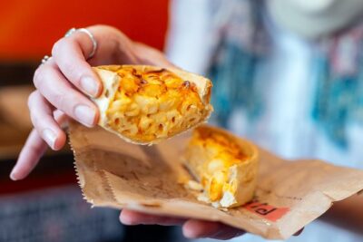 The 10 Tastings of Edinburgh With Locals: Private Food Tour - John Knox House Museum: storytime between bites