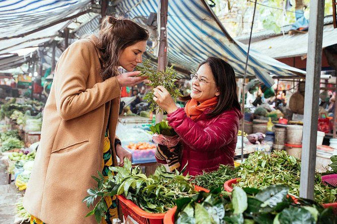 The 10 Tastings of Hanoi With Locals: Private Street Food Tour - Price and Value: What $78.52 Buys You in a Private 3-Hour Evening