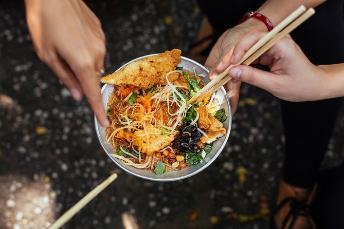 The 10 Tastings of Ho Chi Minh City With Locals: Private Street Food Tour - Ben Thanh Market: bánh beo and Hue-style dumplings
