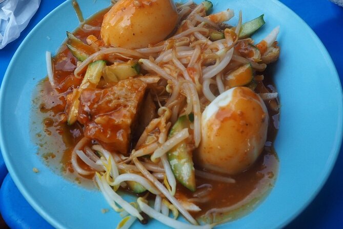 The 10 Tastings of Kuala Lumpur With Locals: Private Street Food Tour - Price and value: what $79.73 buys you in KL
