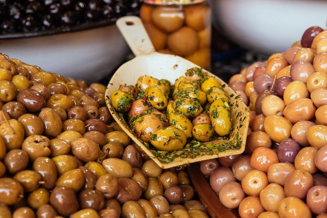 The 10 Tastings of Marrakech With Locals: Private Food Tour - Olive oil markets and the “pick your flavors” moment