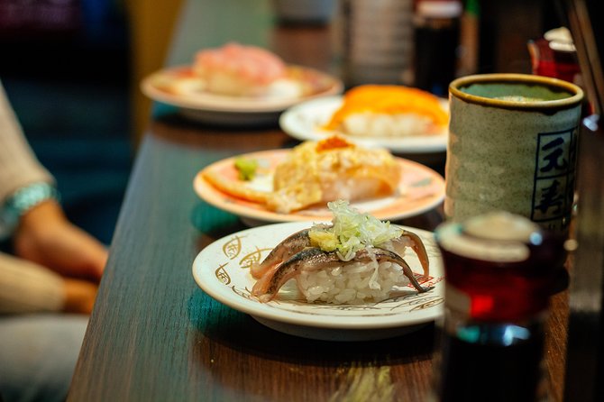 The 10 Tastings of Tokyo With Locals: Private Street Food Tour - Practical logistics: where to meet and how the tour moves
