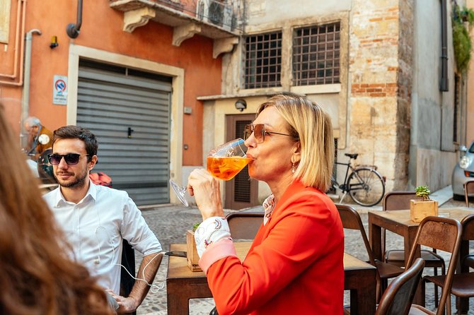 The 10 Tastings of Verona With Locals: Private Food Tour - A cultural palate cleanser: Synagogue of Verona in the middle