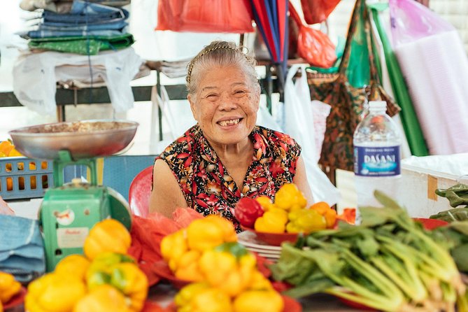 The Award-Winning PRIVATE Food Tour: 10 Tastings of 3 Cultures - Why This Singapore Private Food Tour Makes Sense