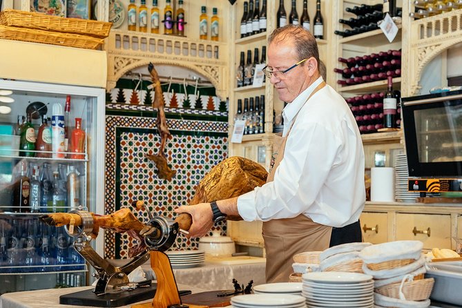 The Award-Winning Private Food Tour of Seville: 6 or 10 Tastings - How the guide makes it feel personal