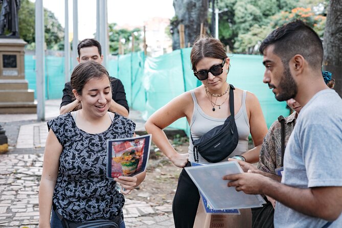 The Cali Street Food Walking Tour - The first sights: Bulevar del Río Cali, Túnel Mundialista, and Calle de la Escopeta